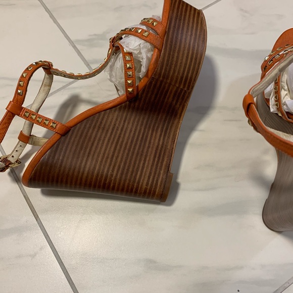 Michael Kors wedge - Picture 3 of 8